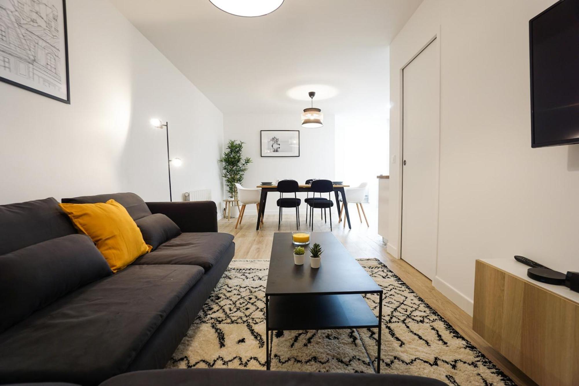 Spacious Apartment Near The Champs De Mars Παρίσι Εξωτερικό φωτογραφία